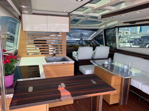 Image of BLUE WATERS yacht #2