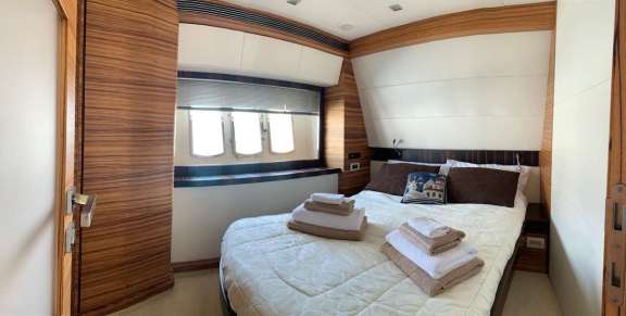 Image of BLUE WATERS yacht #6