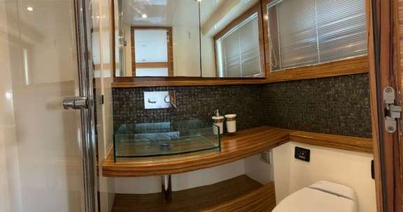 Image of BLUE WATERS yacht #7