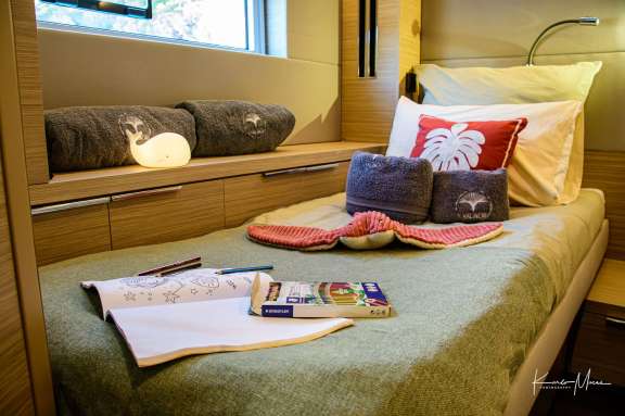 Flybridge and helm station