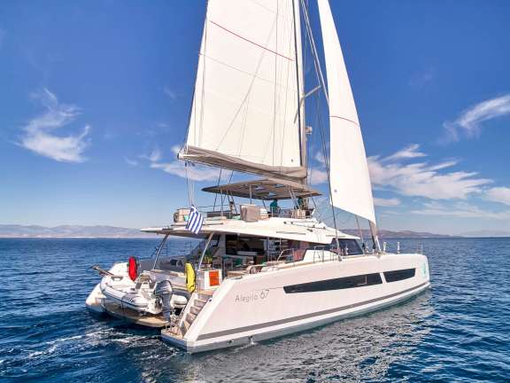 Image of SUNMOON yacht #19
