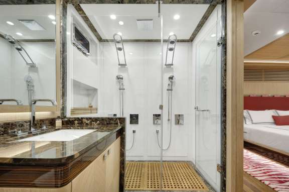 Image of That’s Amore yacht #14