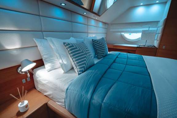 Image of Blue Wave yacht #13