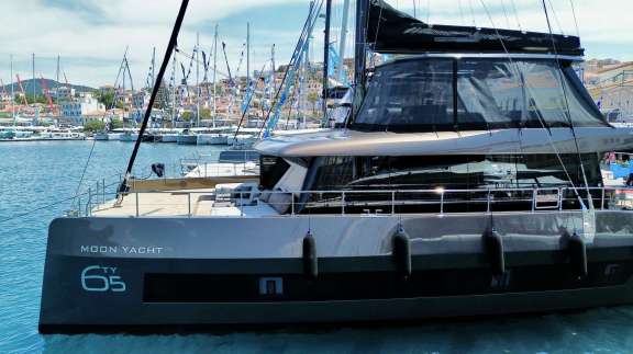 Image of Honeymoon yacht #19