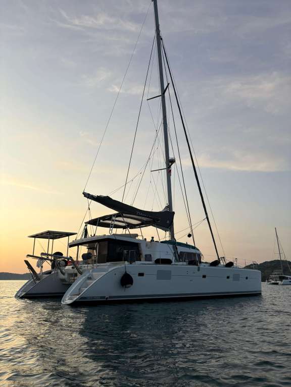 Image of Lagoon 500 2010 yacht #14