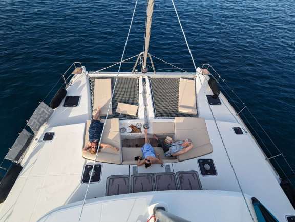 Image of Lagoon 500 2010 yacht #4