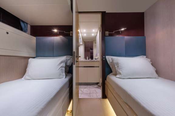 Image of MAGIX yacht #12