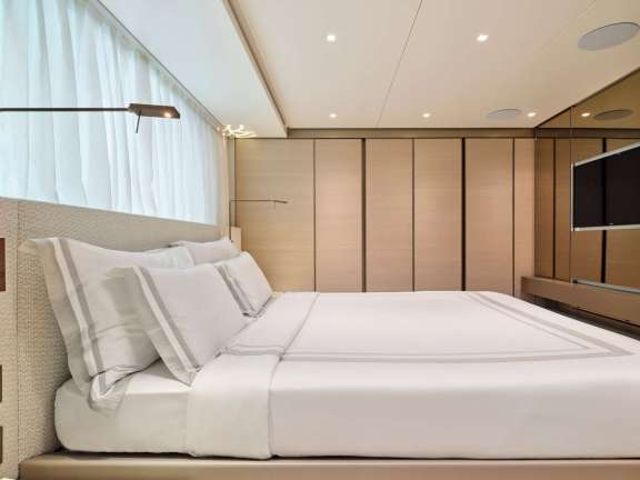 Image of MARY yacht #11