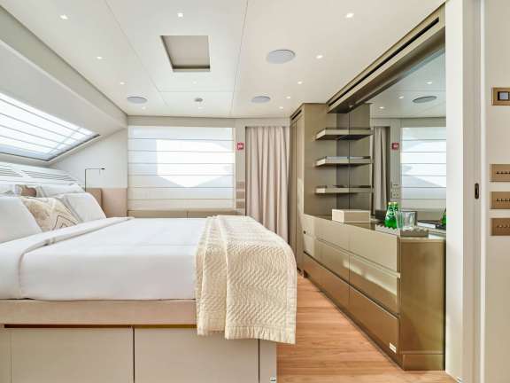 Image of MARY yacht #7