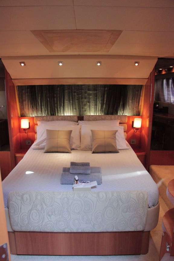 Image of MAGIKA yacht #13