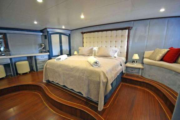 Image of BELLA MARE yacht #6