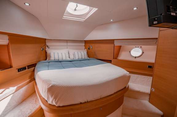 Image of BLUEWAVE yacht #8