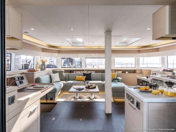 Image of POSEIRA yacht #2