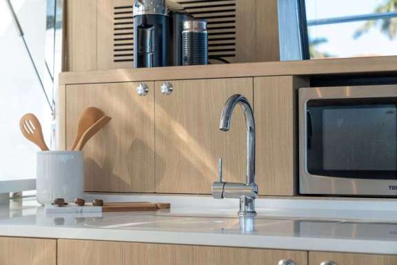 Image of Seaduction yacht #11