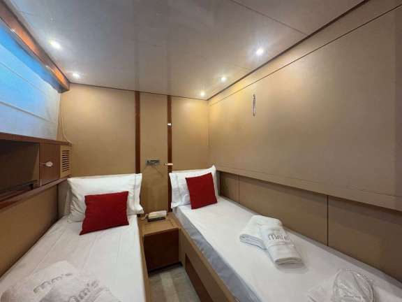 Image of Mamma’s yacht #14