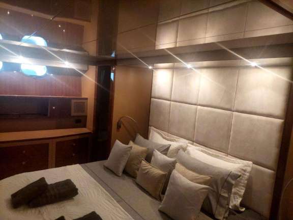 Image of Mamma’s yacht #5