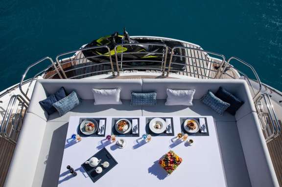 Image of GEORGE P yacht #17