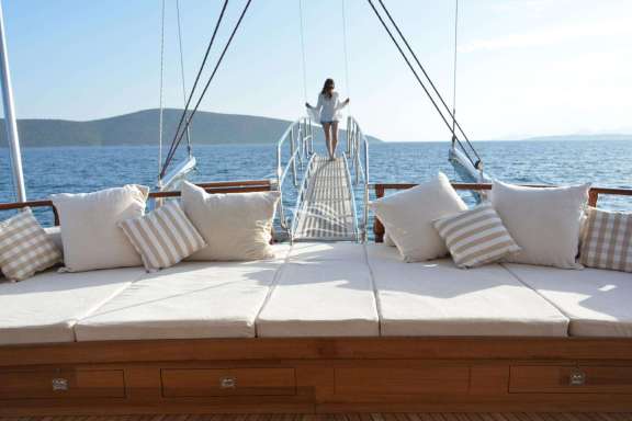 Image of Papa Joe yacht #15