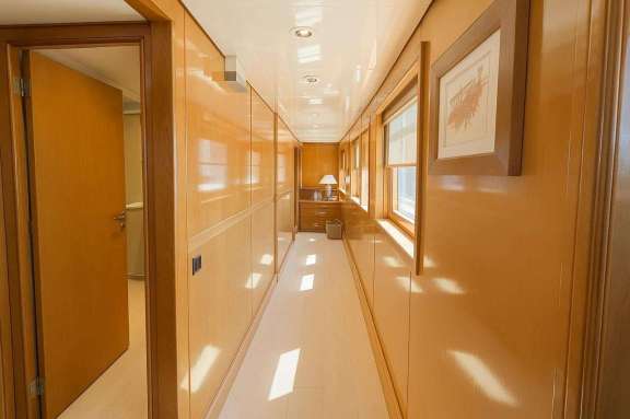 Image of ARKTOS yacht #9