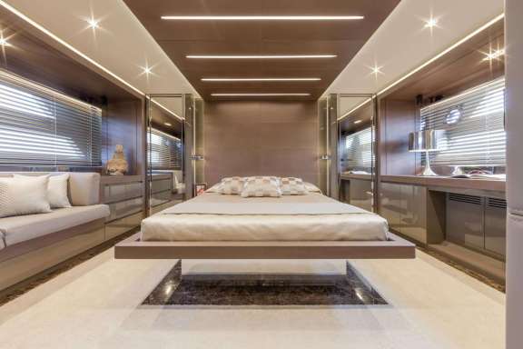 Image of WHY NOT yacht #6