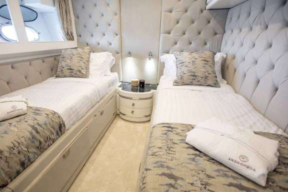 Image of ANDROMEDA yacht #8