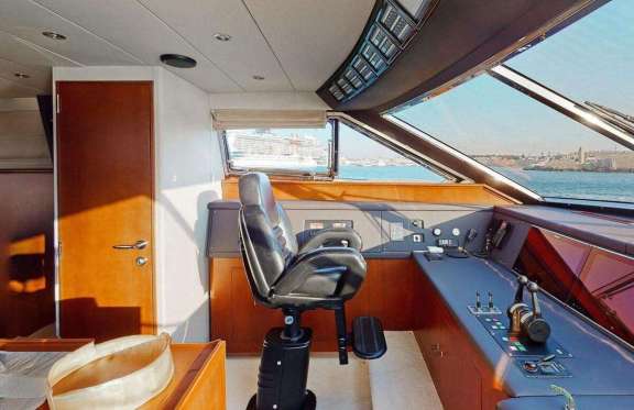 Image of STRESS NEGATIVE yacht #16