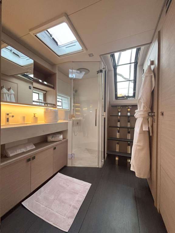 Image of Sunny Dream yacht #7