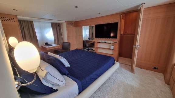 Image of RED ROSE yacht #5