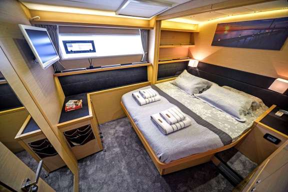 Image of AURA yacht #11