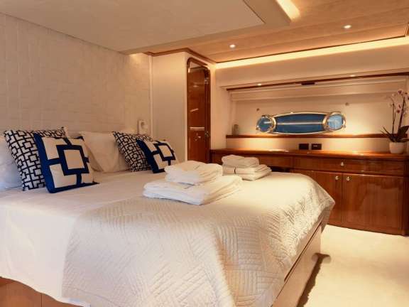 Image of ARCELIA yacht #6