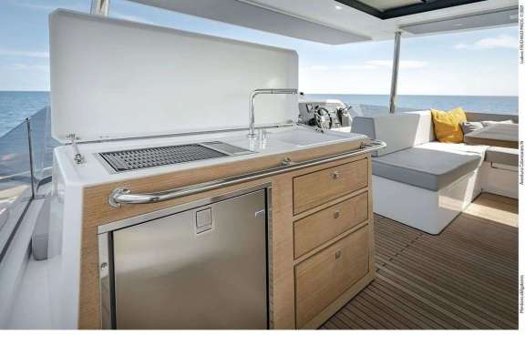 Image of NYD’AMOUR II yacht #11