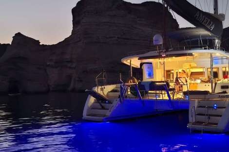 Review img # 8 of the yacht AMELIA