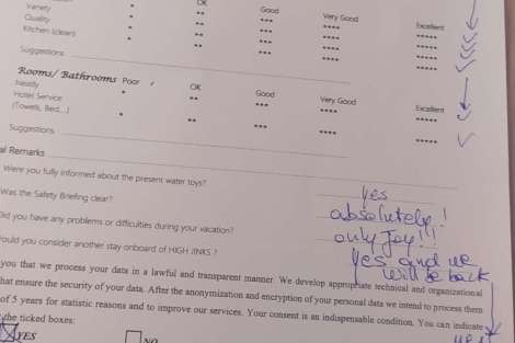 Review img # 35 of the yacht Highjinks