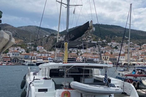 Review img # 10 of the yacht KALISI MOU