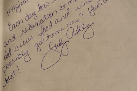 Review img # 23 of the yacht WHITE CAPS