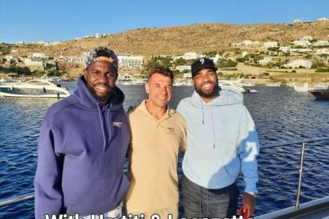 Review img # 9 of the yacht ZEUS